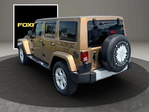 Used 2015 Jeep Wrangler Unlimited Sahara w/ Dual Top Group AWD/4WD image 7