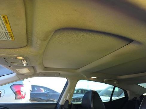 Used 2017 Nissan Maxima Platinum image 6