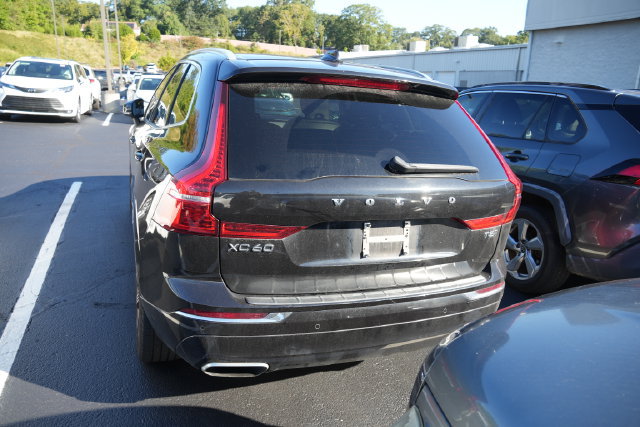 Used 2021 Volvo XC60 T5 Inscription AWD/4WD image 11