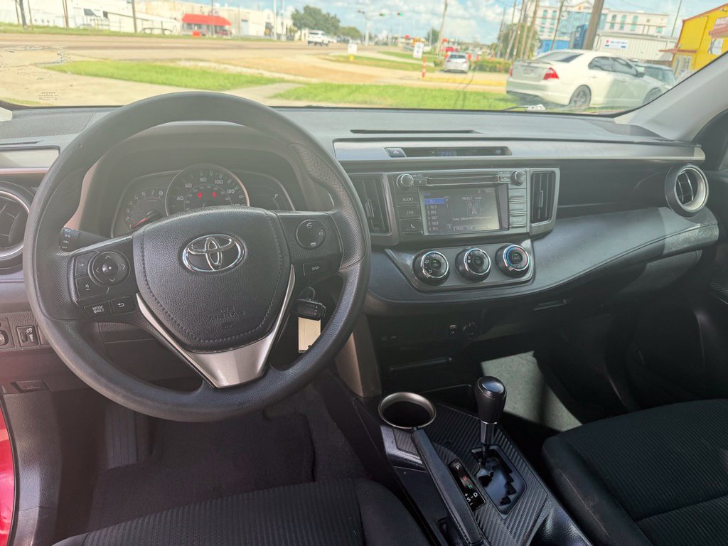 Used 2014 Toyota RAV4 LE FWD image 14