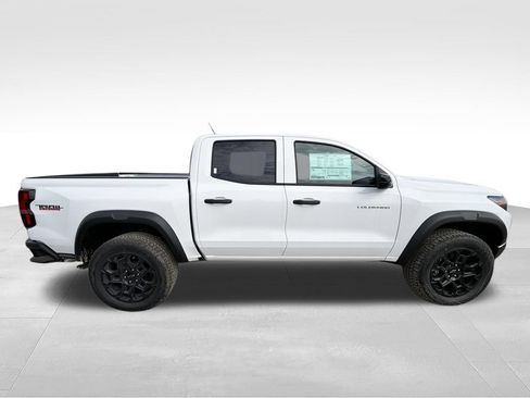 New 2026 Chevrolet Colorado Trail Boss AWD/4WD image 9