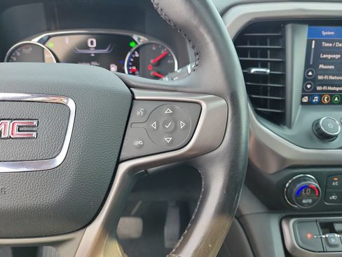 Used 2022 GMC Acadia AT4 w/ Technology Package AWD/4WD image 25