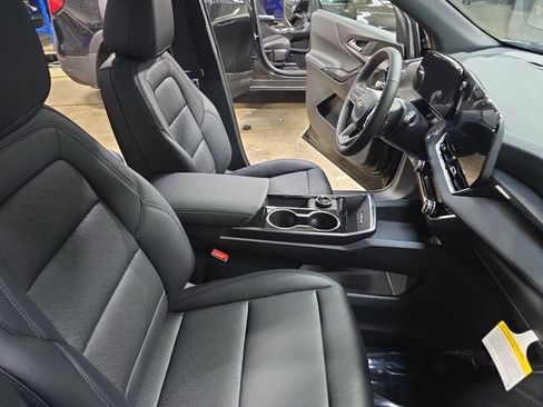 New 2026 Chevrolet Equinox LT image 11