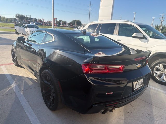 Used 2018 Chevrolet Camaro SS RWD image 6