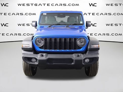 Used 2026 Jeep Wrangler Unlimited Sport AWD/4WD image 2