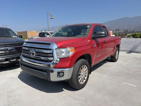 Used 2017 Toyota Tundra SR5 RWD image 3