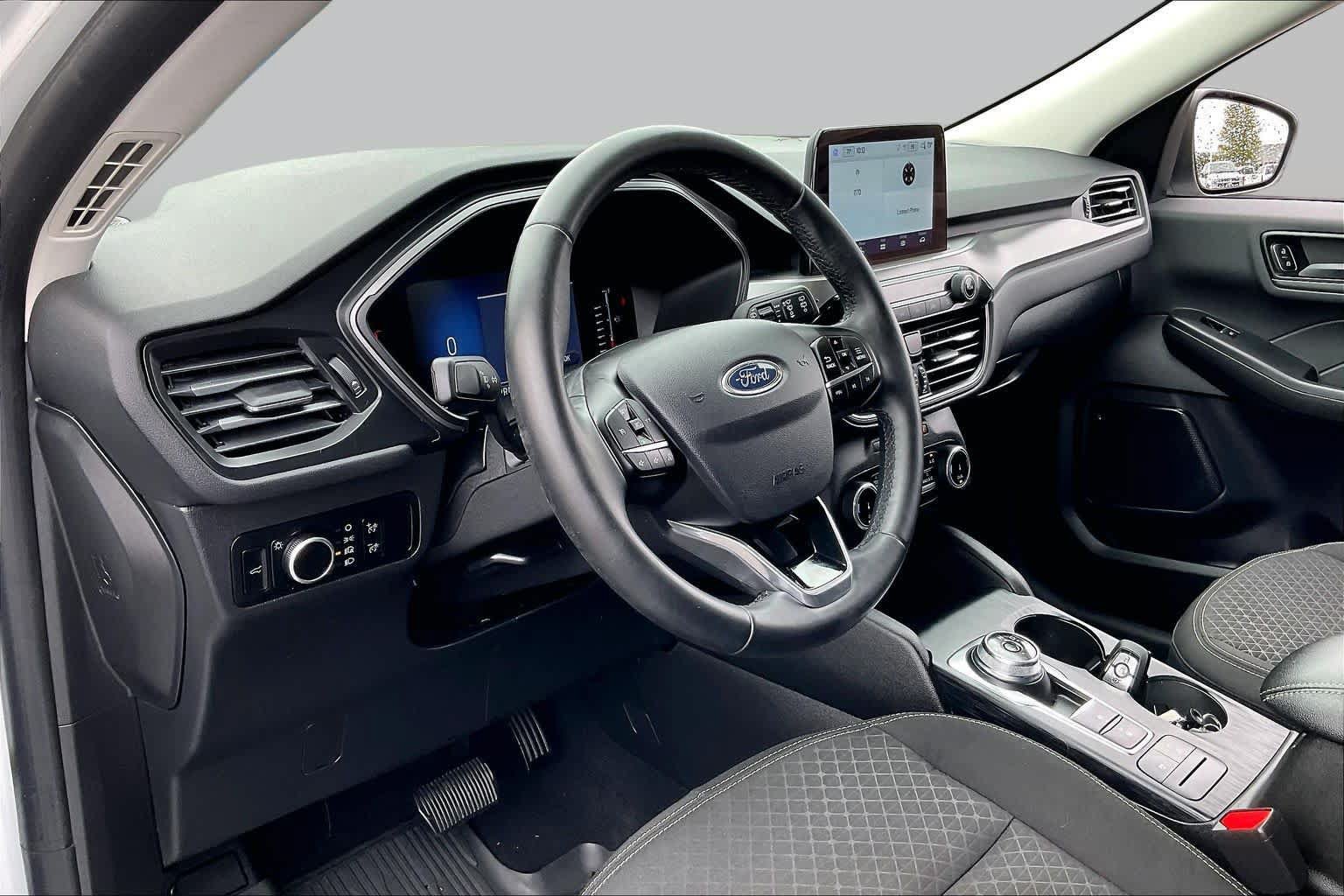 Used 2024 Ford Escape Active FWD image 16