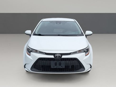Used 2020 Toyota Corolla LE FWD image 4