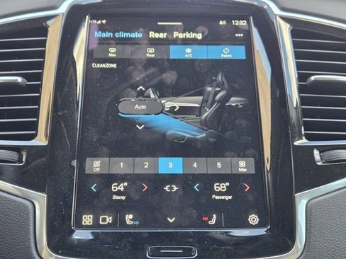 Used 2025 Volvo XC90 T8 Ultra w/ Protection Package Premier image 18