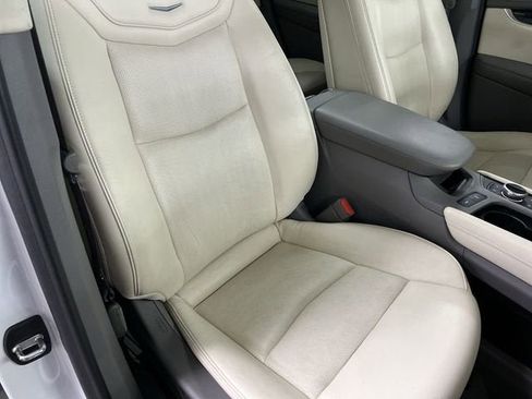 Certified 2020 Cadillac XT6 Premium Luxury image 29