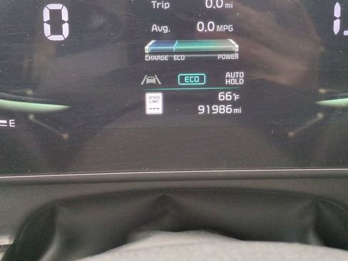 Used 2023 Kia Sportage EX image 28