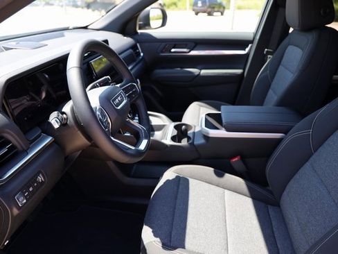 New 2026 GMC Terrain Elevation image 12