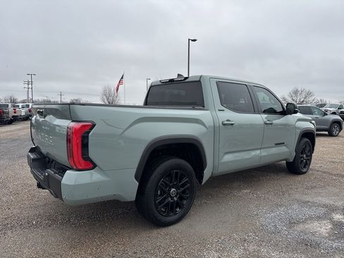 Used 2024 Toyota Tundra Limited image 7