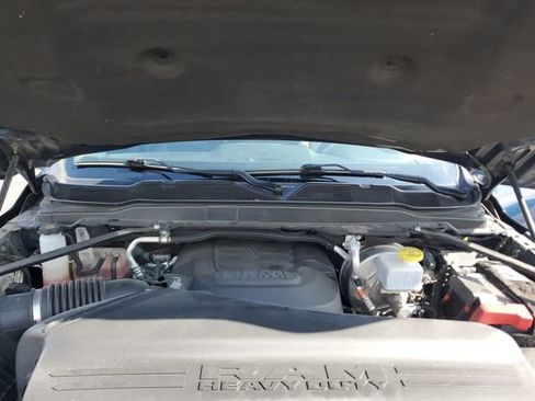 Used 2022 RAM 3500 Laramie AWD/4WD image 11