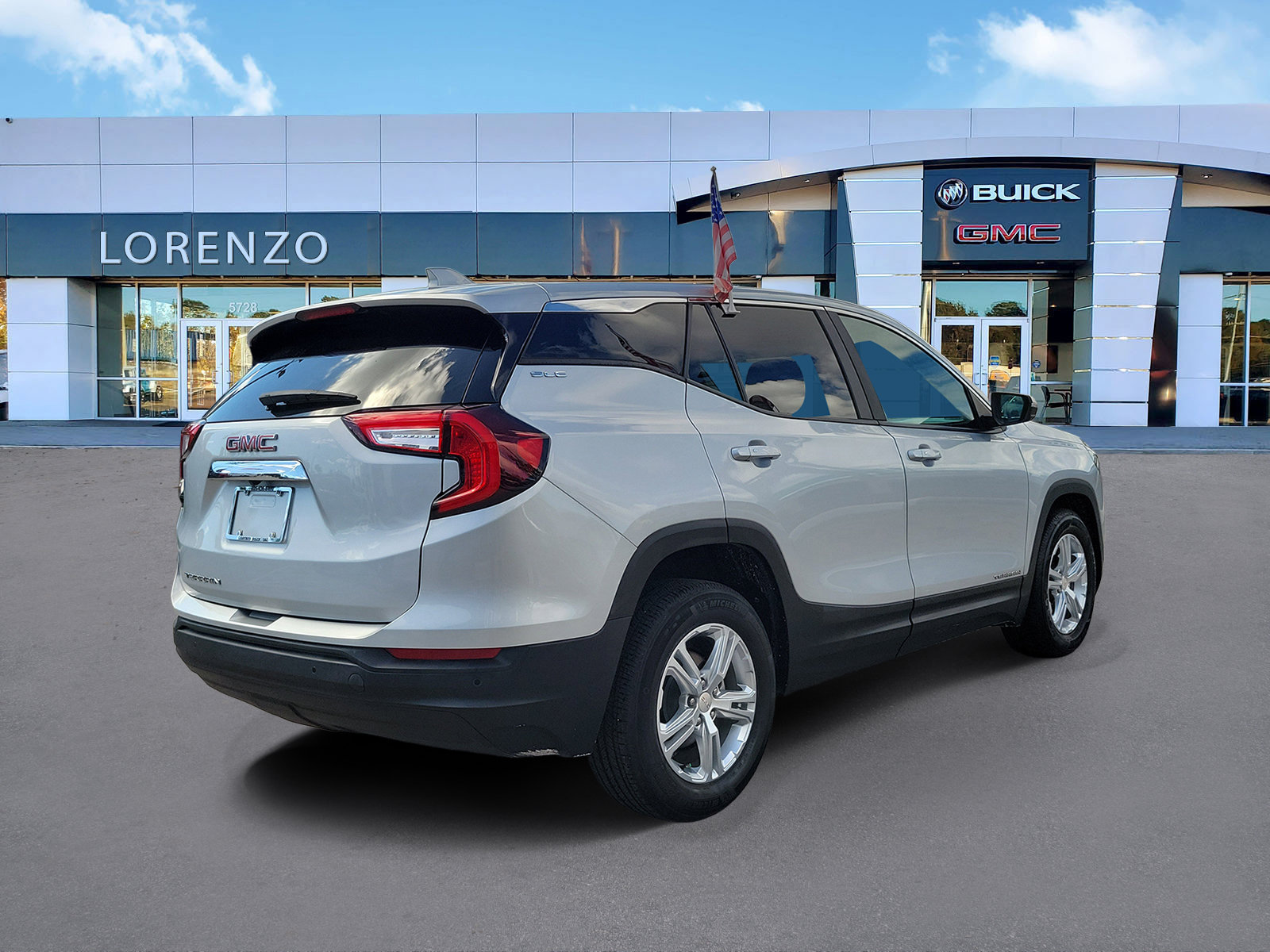 Used 2022 GMC Terrain SLE FWD image 5