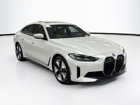 Certified 2023 BMW i4 eDrive35 w/ Premium Package image 3