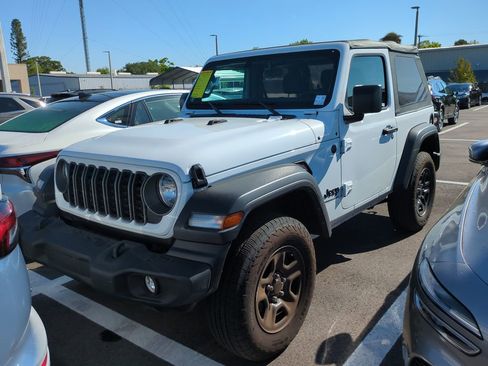 Used 2025 Jeep Wrangler Sport image 26