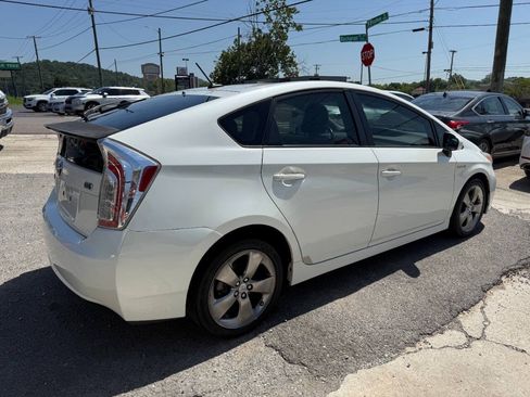Used 2013 Toyota Prius FWD image 6