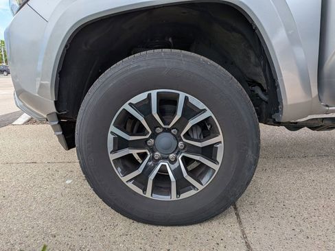 Certified 2023 Toyota Tacoma TRD Sport w/ TRD Premium Sport Package AWD/4WD image 13