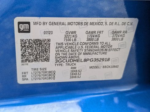 Used 2023 Chevrolet Silverado 1500 ZR2 w/ Technology Package AWD/4WD image 32