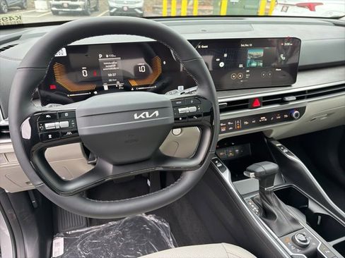 New 2026 Kia Sorento EX image 13