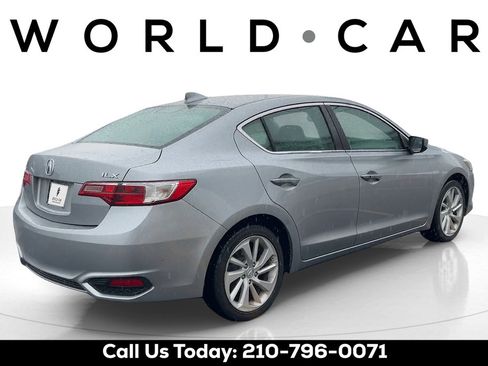 Used 2017 Acura ILX FWD image 7