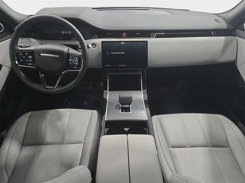 Used 2026 Land Rover Range Rover Evoque S image 10