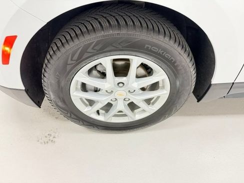 Certified 2023 Chevrolet Equinox LT FWD image 15