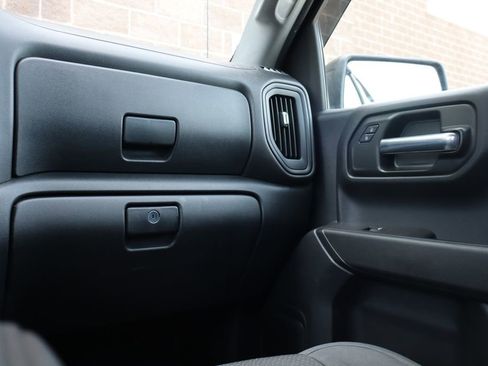 Used 2020 Chevrolet Silverado 1500 Custom Trail Boss w/ Custom Convenience Package AWD/4WD image 42