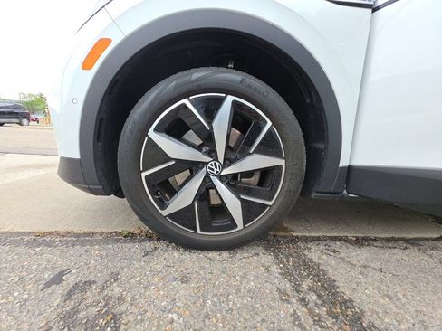 Certified 2023 Volkswagen ID.4 Pro S AWD/4WD image 23