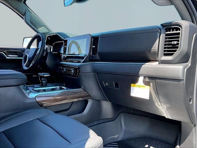 New 2026 Chevrolet Silverado 1500 RST w/ RST All Star Premium Package AWD/4WD image 9
