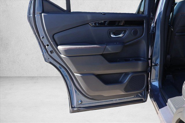 New 2026 Honda Pilot TrailSport image 23