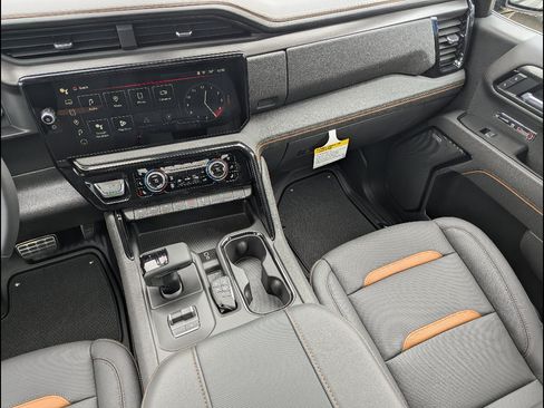 New 2026 GMC Sierra 1500 AT4 w/ AT4 Premium Package AWD/4WD image 21
