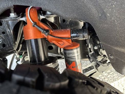 New 2025 Ford Bronco Raptor AWD/4WD image 6