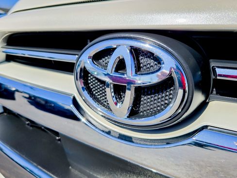 Used 2022 Toyota 4Runner Limited image 3