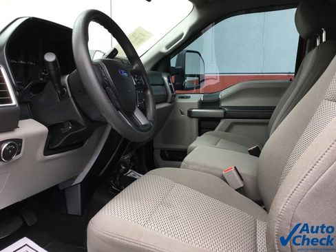 Used 2017 Ford F250 XLT w/ XLT Value Package AWD/4WD image 27