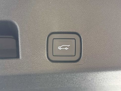 New 2026 GMC Acadia Elevation w/ Elevation Premium Package image 36