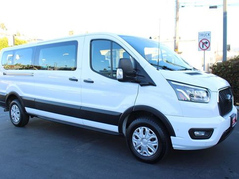 Used 2023 Ford Transit 350 XLT image 7