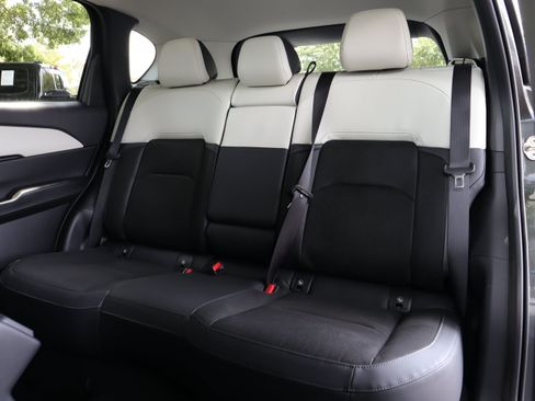 New 2026 MAZDA CX-5 Preferred AWD/4WD image 9