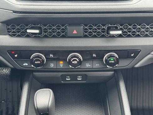 Certified 2025 Honda Accord SE image 15