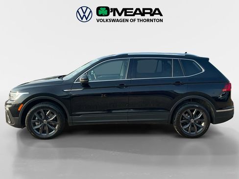 Used 2023 Volkswagen Tiguan SE AWD/4WD image 2