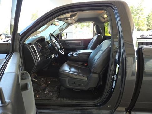 Used 2015 RAM 1500 Classic SLT w/ Luxury Group AWD/4WD image 8