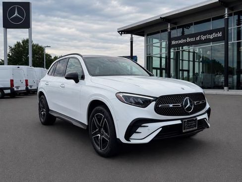 Used 2023 Mercedes-Benz GLC 300 4MATIC image 1