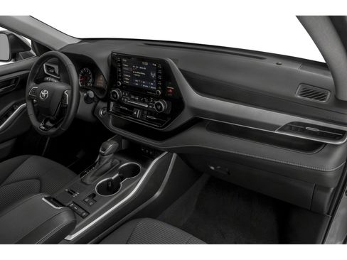 Used 2021 Toyota Highlander LE FWD image 10