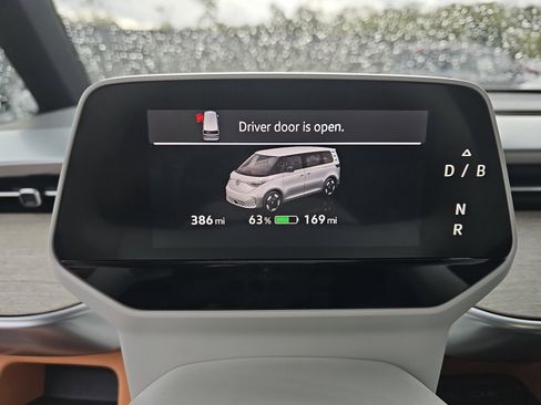 Used 2025 Volkswagen ID. Buzz 1st Edition image 20