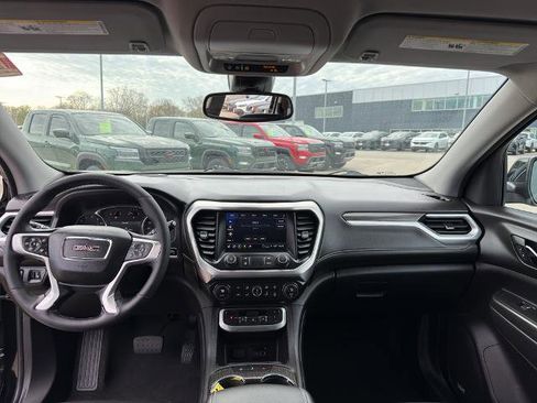 Used 2023 GMC Acadia SLT w/ Preferred Package AWD/4WD image 28
