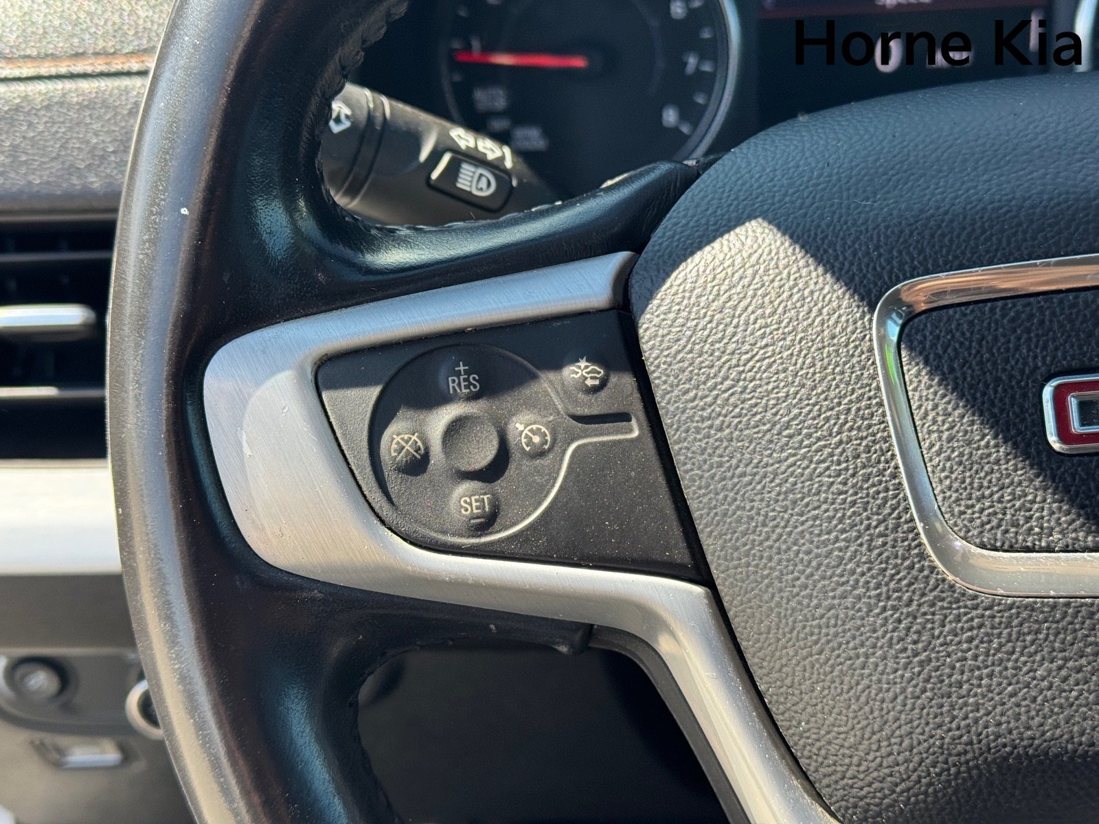 Used 2020 GMC Terrain SLT AWD/4WD image 18