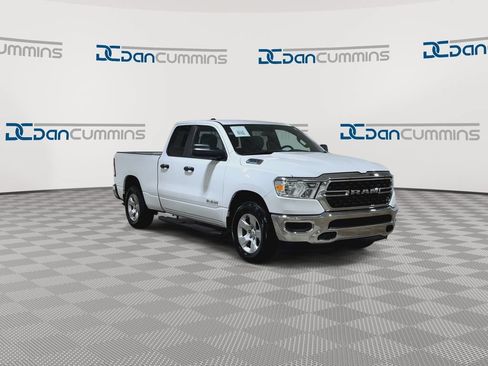 Used 2023 RAM 1500 Big Horn AWD/4WD image 3
