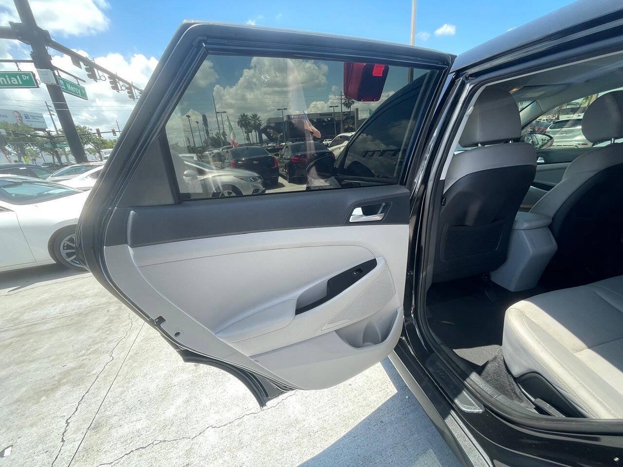 Used 2021 Hyundai Tucson SE AWD/4WD image 12