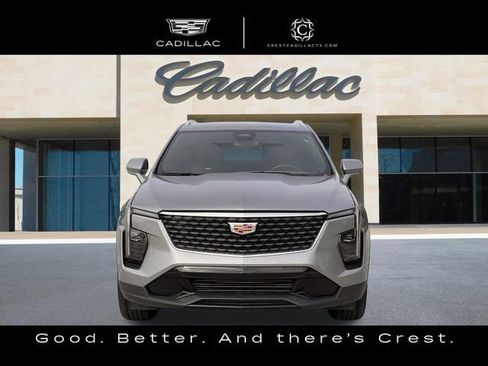 Used 2024 Cadillac XT4 Premium Luxury image 10